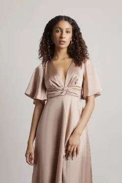 Tobi The Joy Of It Satin Surplice Maxi Dress - Emerald