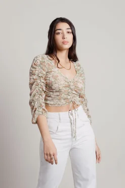 Tobi Wander Off Crop Top -